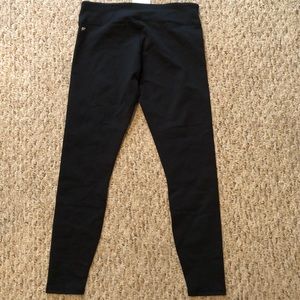 Never been worn | Fabletics yoga pants | Brand New